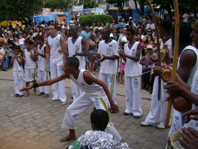 Educação Patrimonial Grupos de Capoeira pratianos